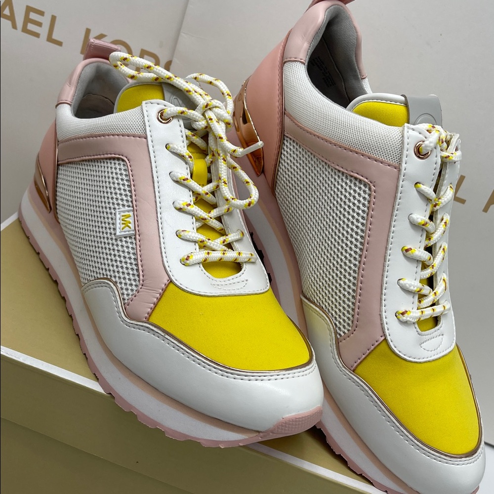 Michael Kors MADDY TRAINER
NET MESH
49SOMAFS1D Sneakers Athletic Optic White - Picture 6 of 16